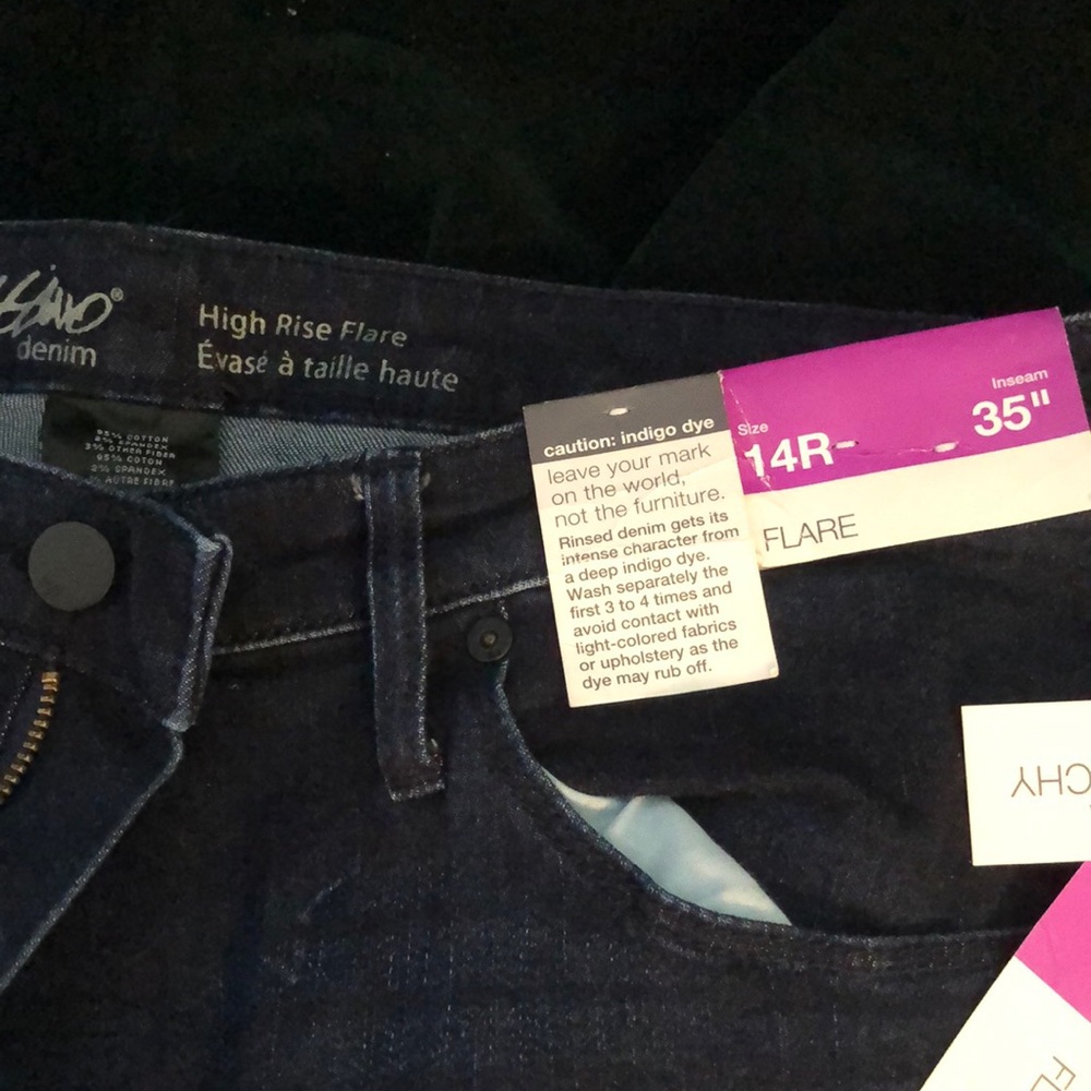 Brand new jeans. Never used.